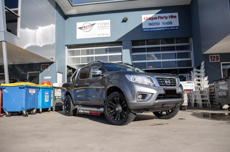 NISSAN NAVARA MONSTER XD MATTE BLACK